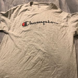 Champion T-shirt